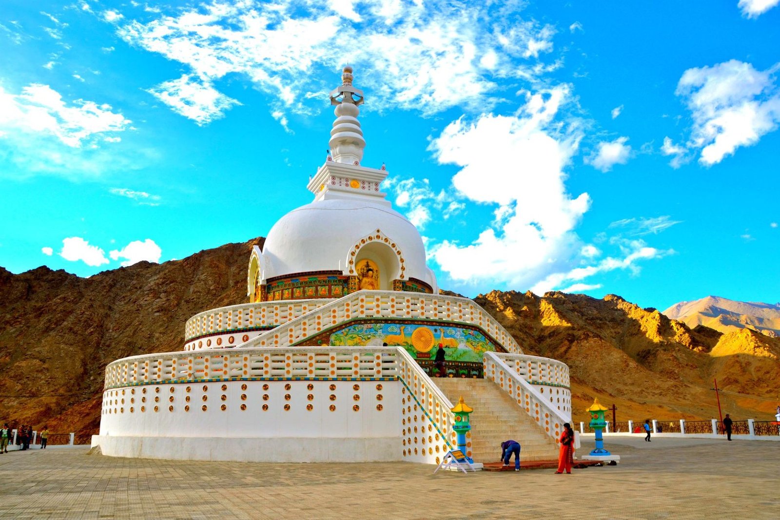 Leh Tour Package 